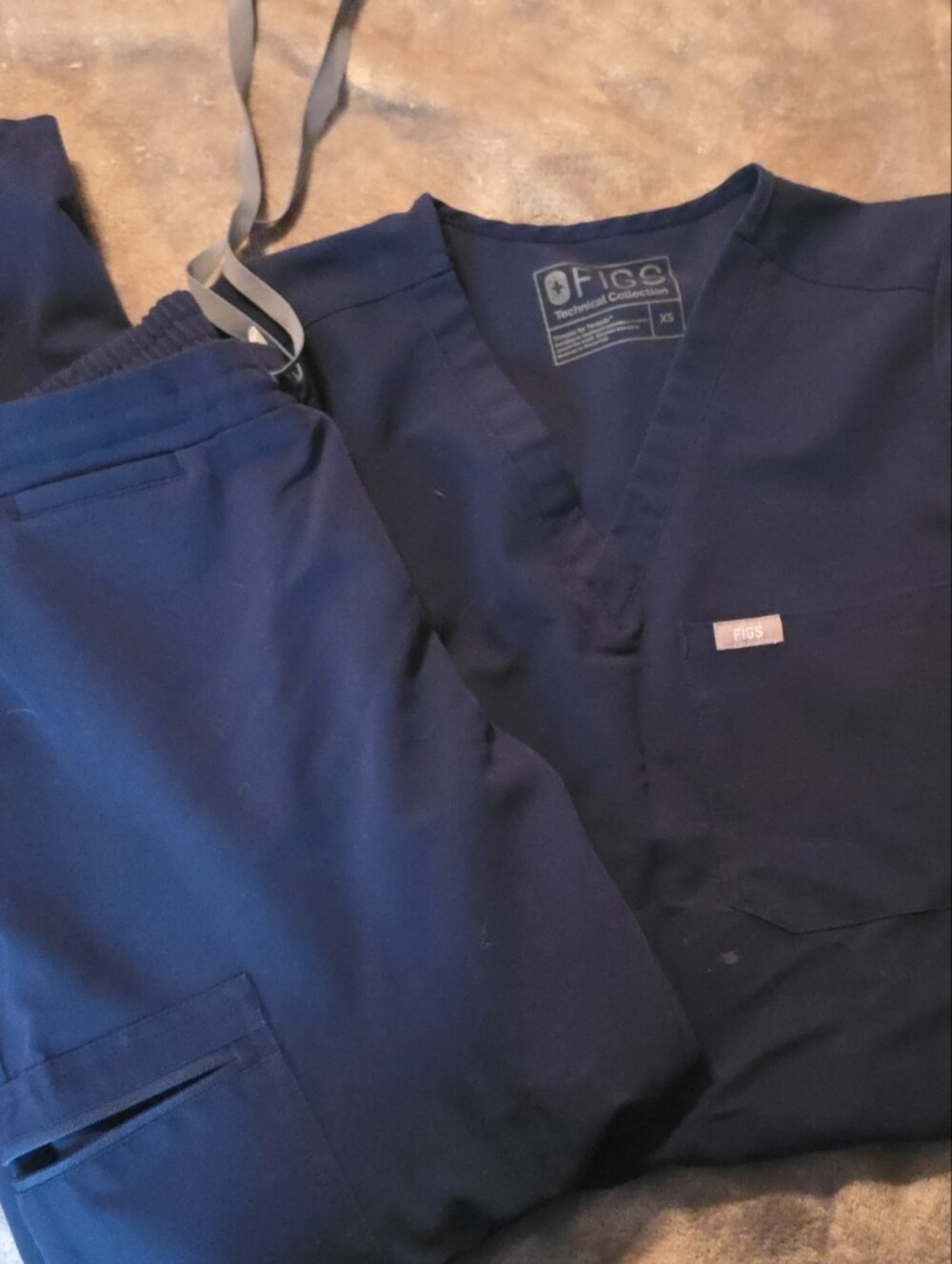 Figs Navy Medical Scrub Set - Deep Navy Top XS & Pants SP